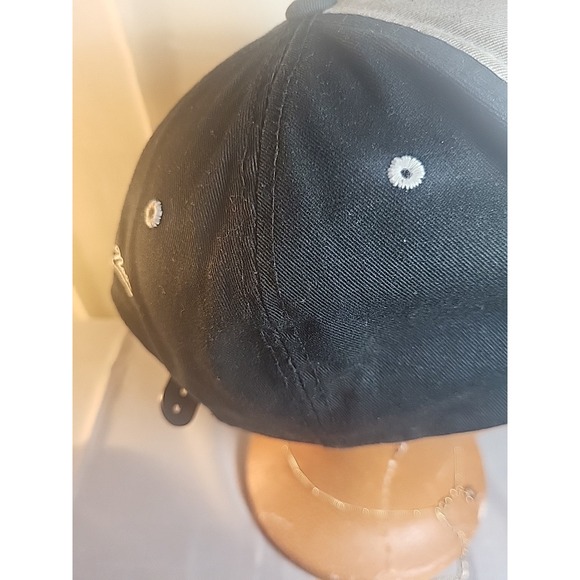 Vintage Style Oakland Raiders Mitchell & Ness Snapback Hat - Picture 5 of 9